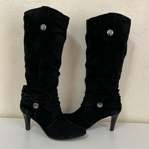 Blake Scott  Logan Suede Boots In Black. Size 8.5